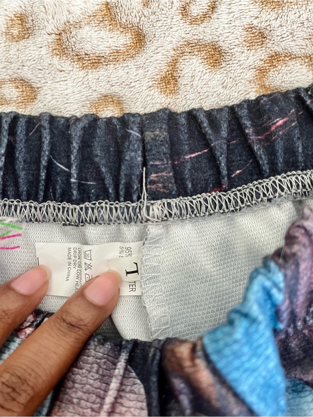 Printed Renaissance Pants - Picture 2 of 3